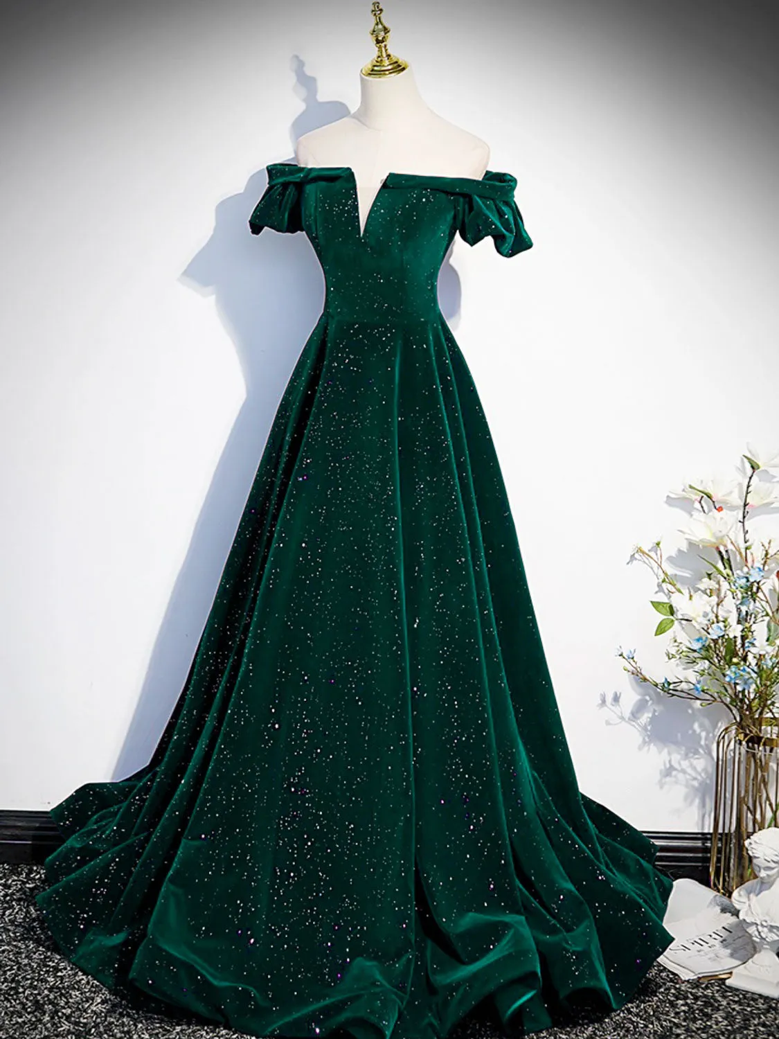 Classic Off the Shoulder Emerald Green Velvet Prom Dress Graduation Dress