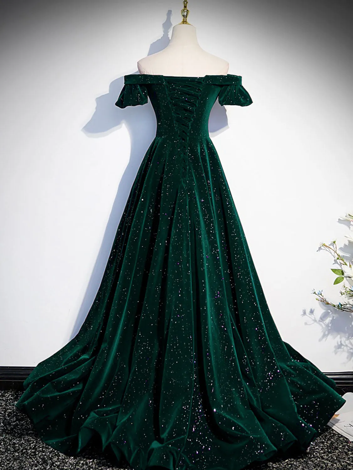 Classic Off the Shoulder Emerald Green Velvet Prom Dress Graduation Dress