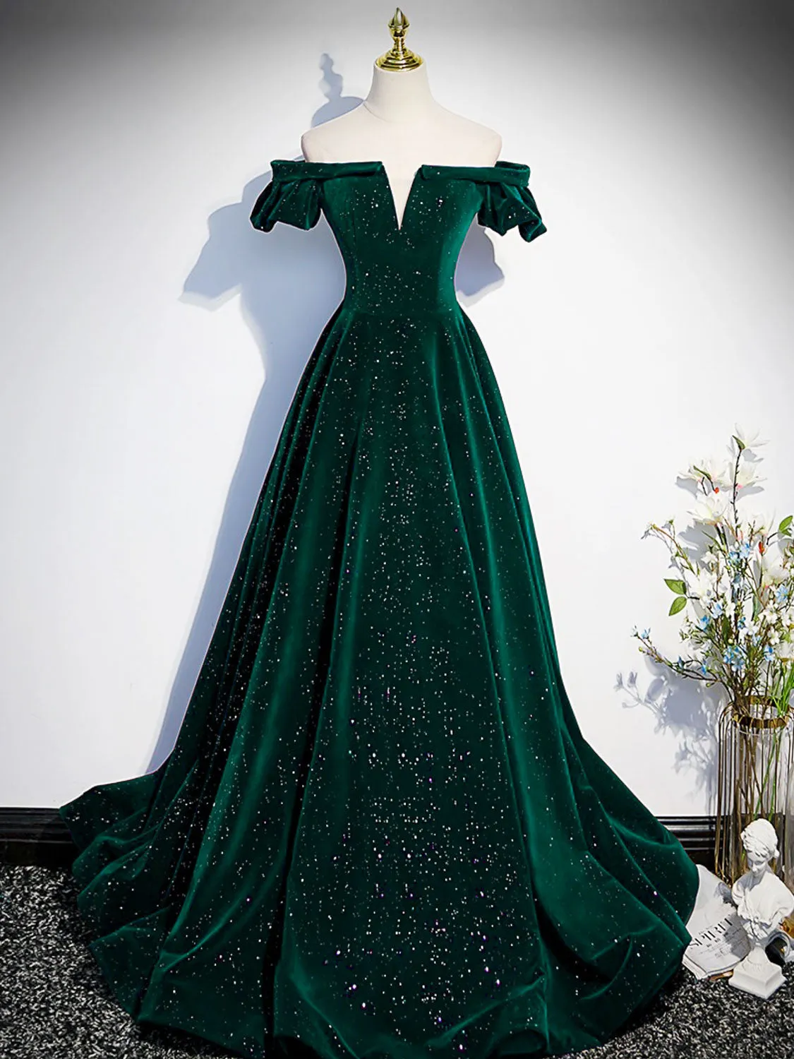 Classic Off the Shoulder Emerald Green Velvet Prom Dress Graduation Dress