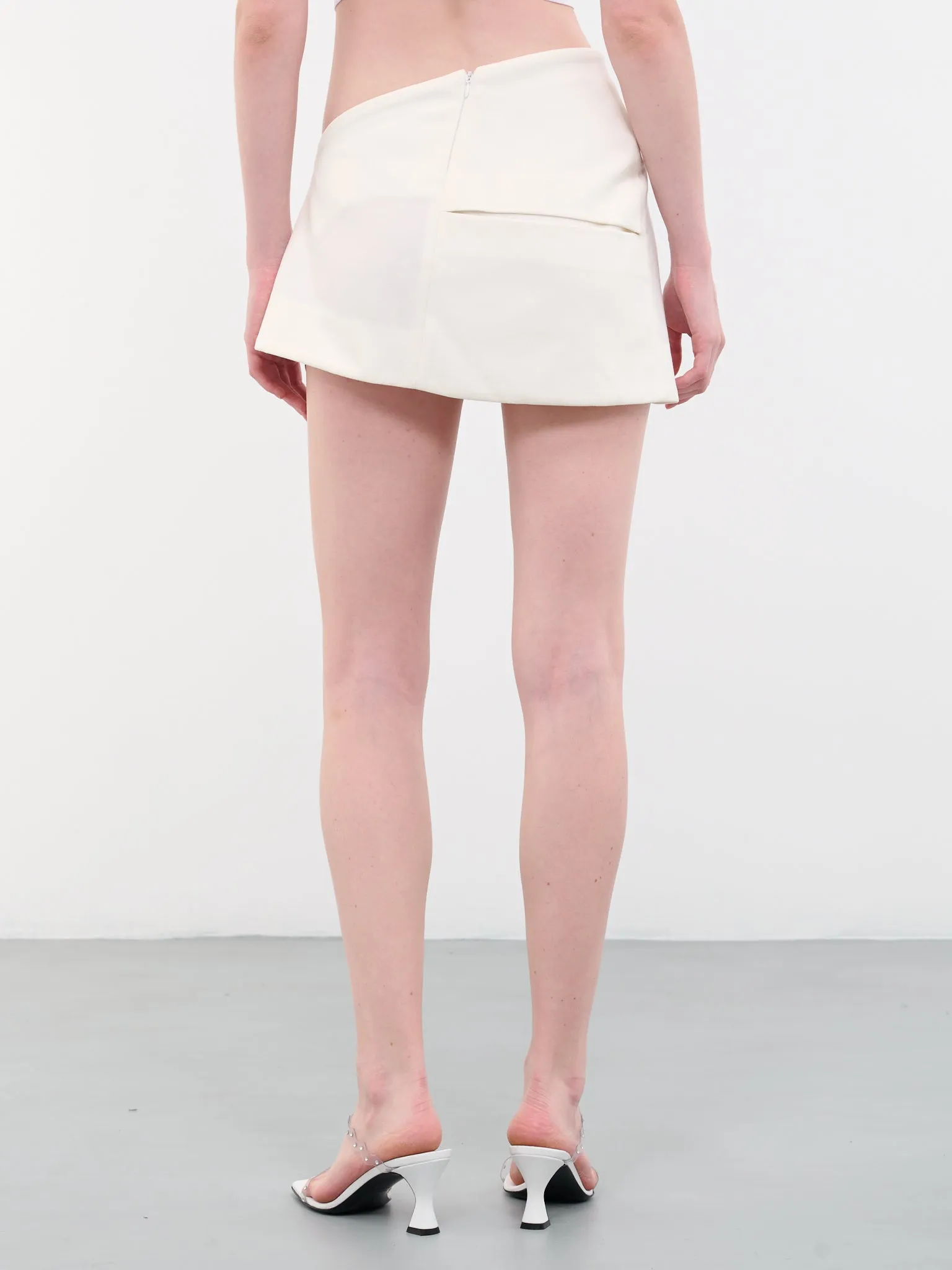 Diagonol Skirt (MZM-SK-W01-WHITE)