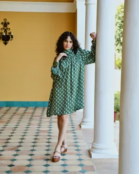 MAGNOLIA GREEN PRINTED TURTLENECK DRESS