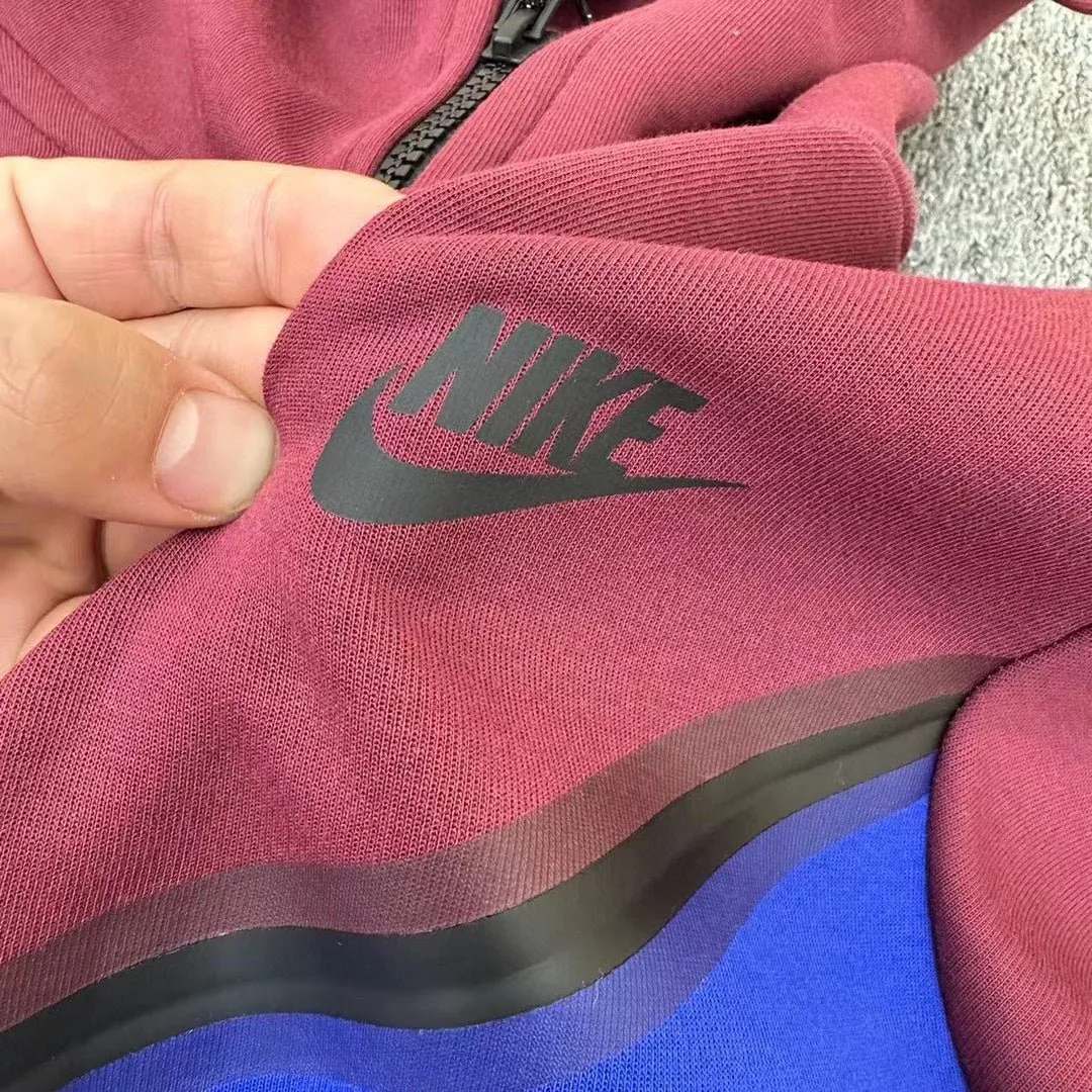 NIKE TECH FLEECE HOODIE x SANGRIA/GAME ROYAL