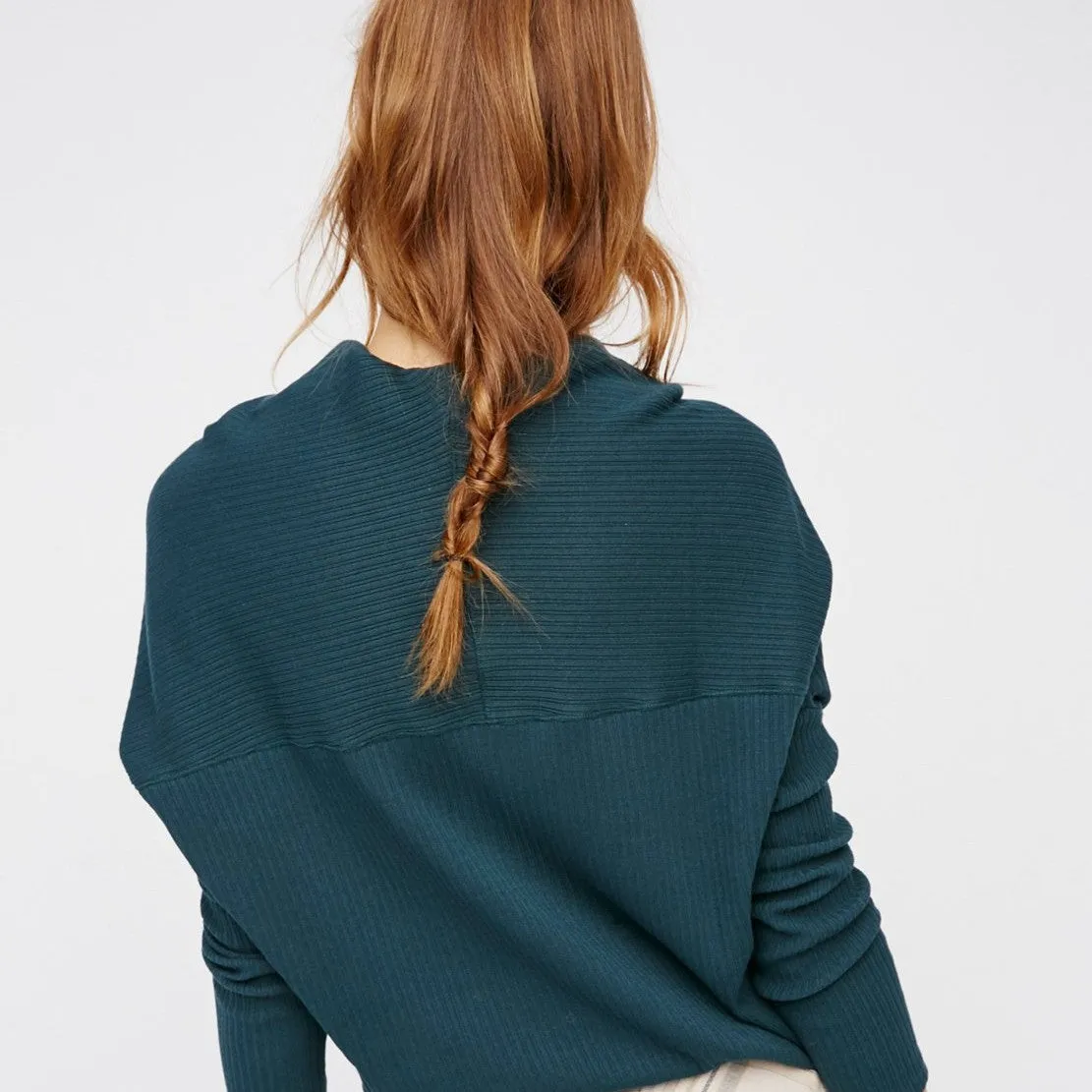 Sexy Dolman Sleeve High Neck Collar Sweaters