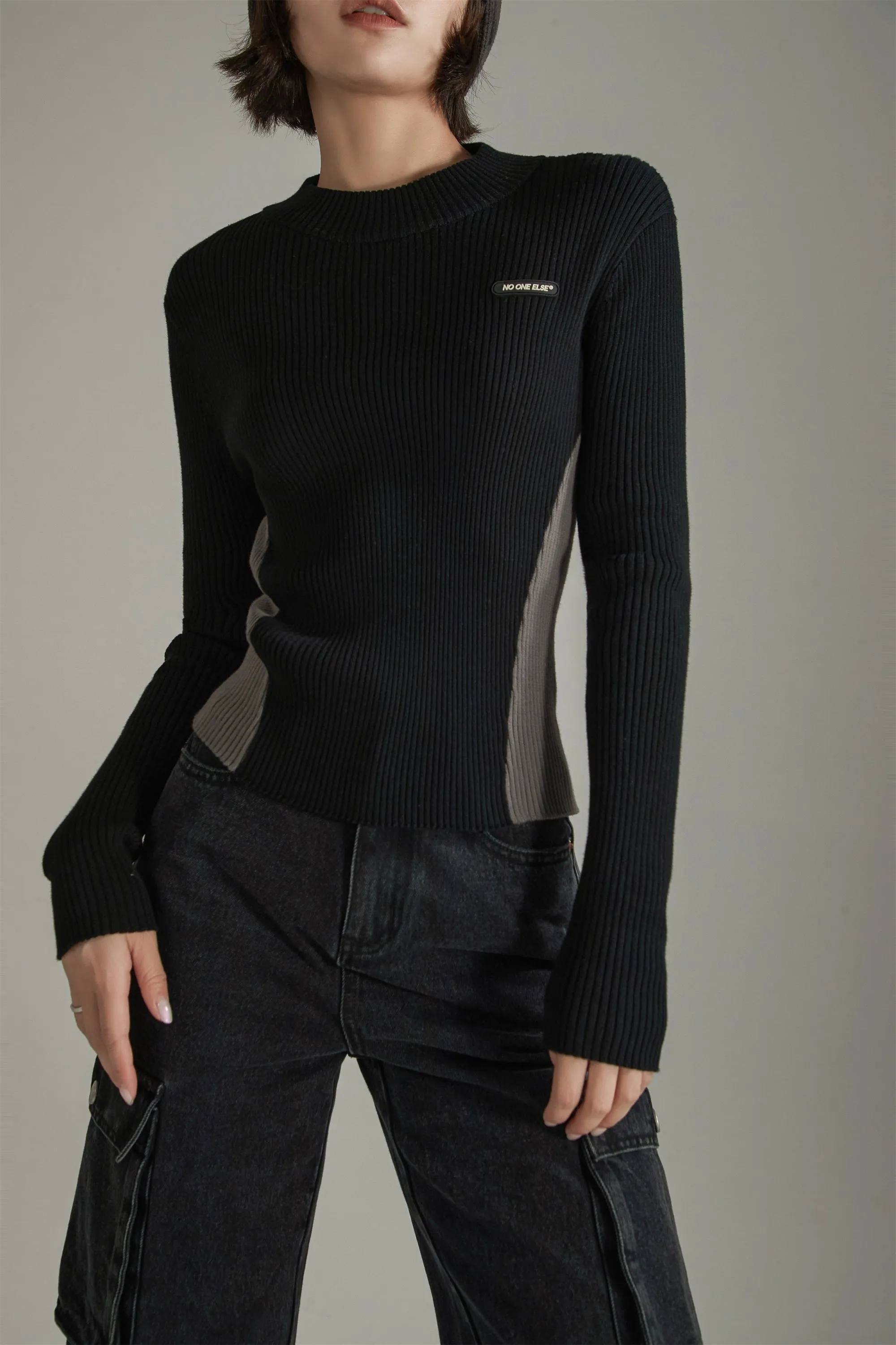 Two Toned Slim Knit Sweater